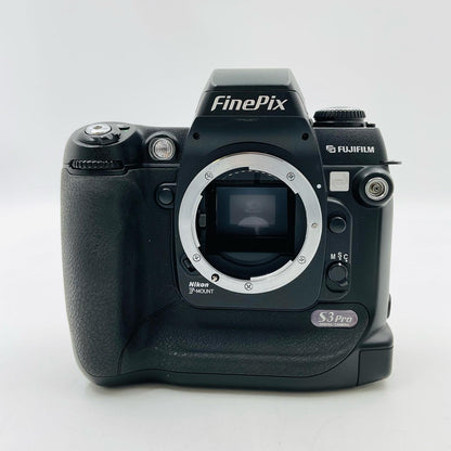 【全額返金保証】【最速発送】FUJIFILM デジタル一眼 FinePix S3 Pro ボディ ブラック 美品 動作確認済