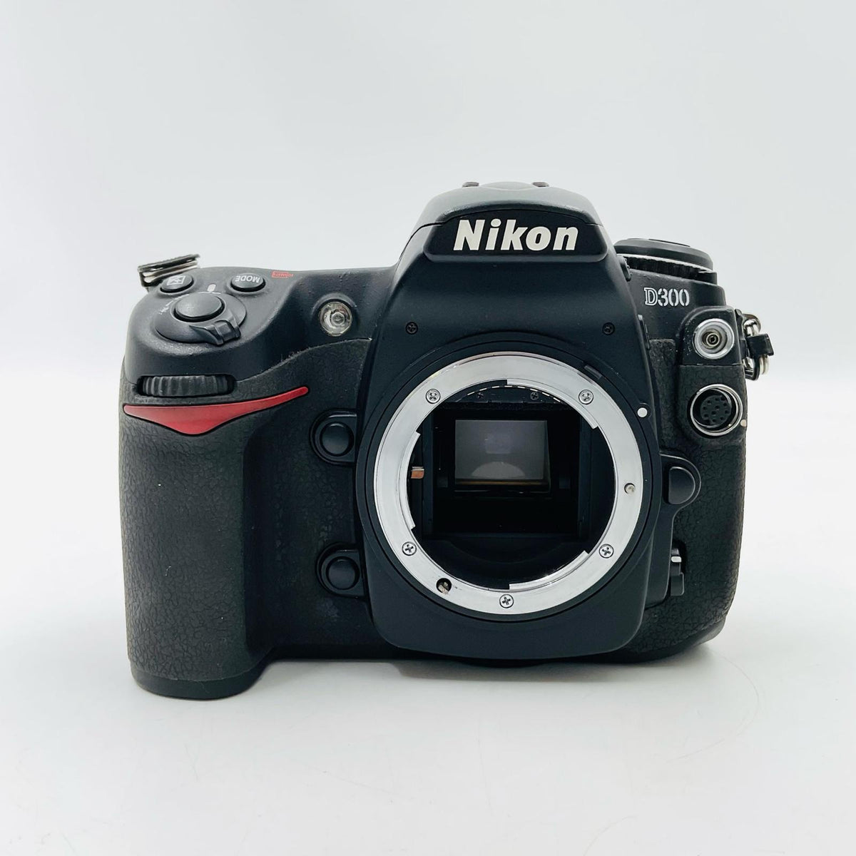 【最速発送】Nikon デジタル一眼 D300 ボディ ブラック【難有】