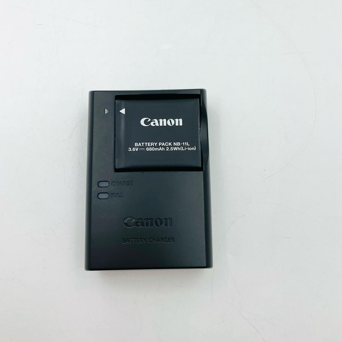 【全額返金保証】【最速発送】Canon コンパクトデジタルカメラ PowerShot A3500 IS シルバー 動作確認済