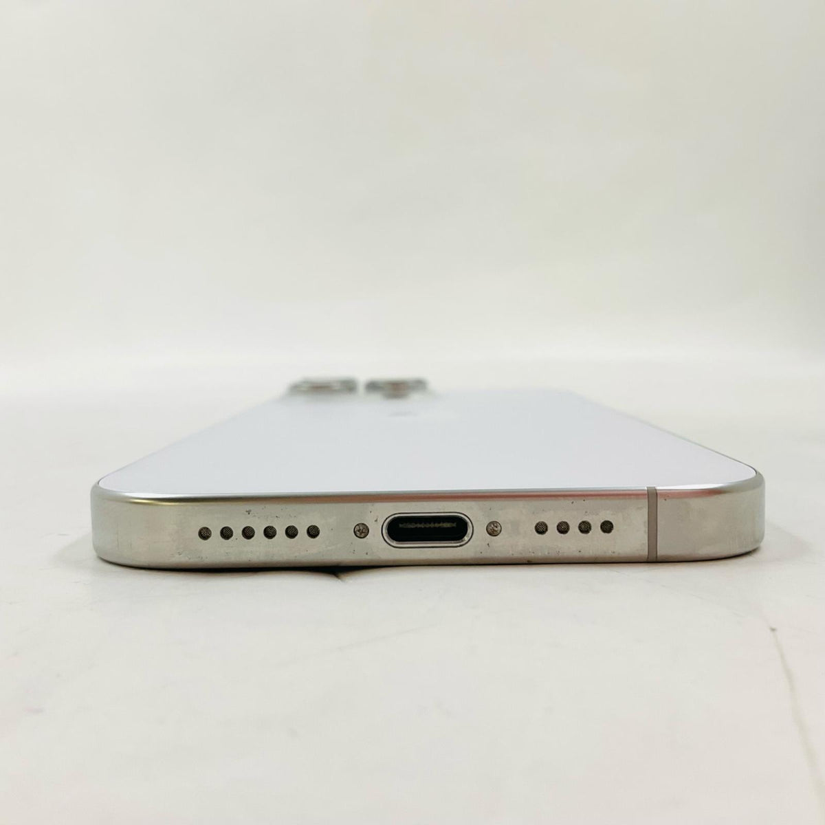 【全額返金保証】【最速発送】Apple iPhone iPhone 16 Pro Max 256GB ホワイト Softbank 白ロム 美品 動作確認済 94%