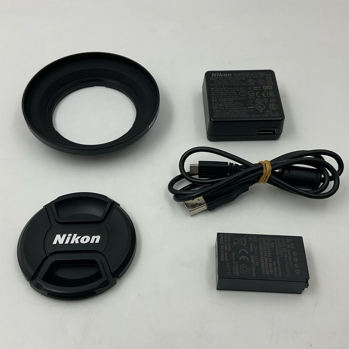 【全額返金保証】【最速発送】Nikon コンパクトデジタルカメラ COOLPIX P950 ブラック 美品 動作確認済