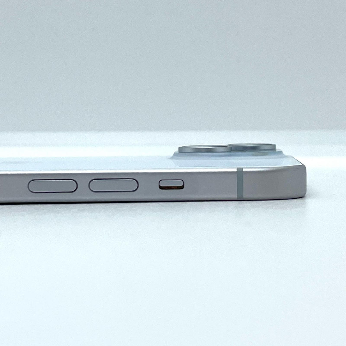 【全額返金保証】【最速発送】Apple iPhone iPhone 15 Plus 256GB ブルー SIMフリー 美品 動作確認済 81%