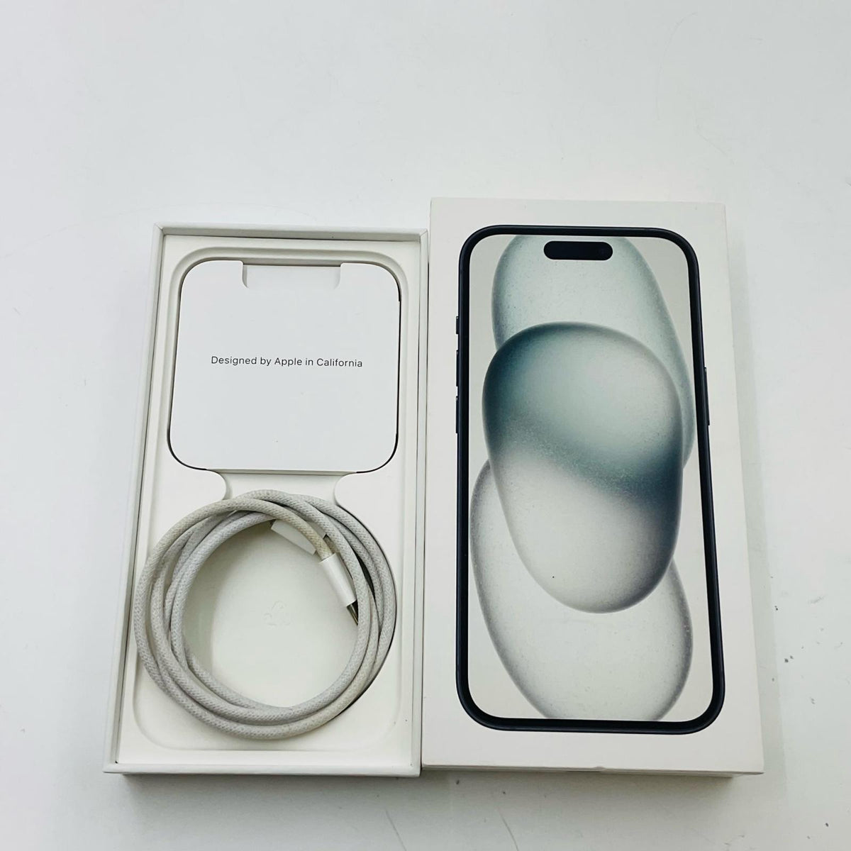 【全額返金保証】【最速発送】Apple iPhone iPhone 15 128GB ブラック Softbank 白ロム 動作確認済 82%