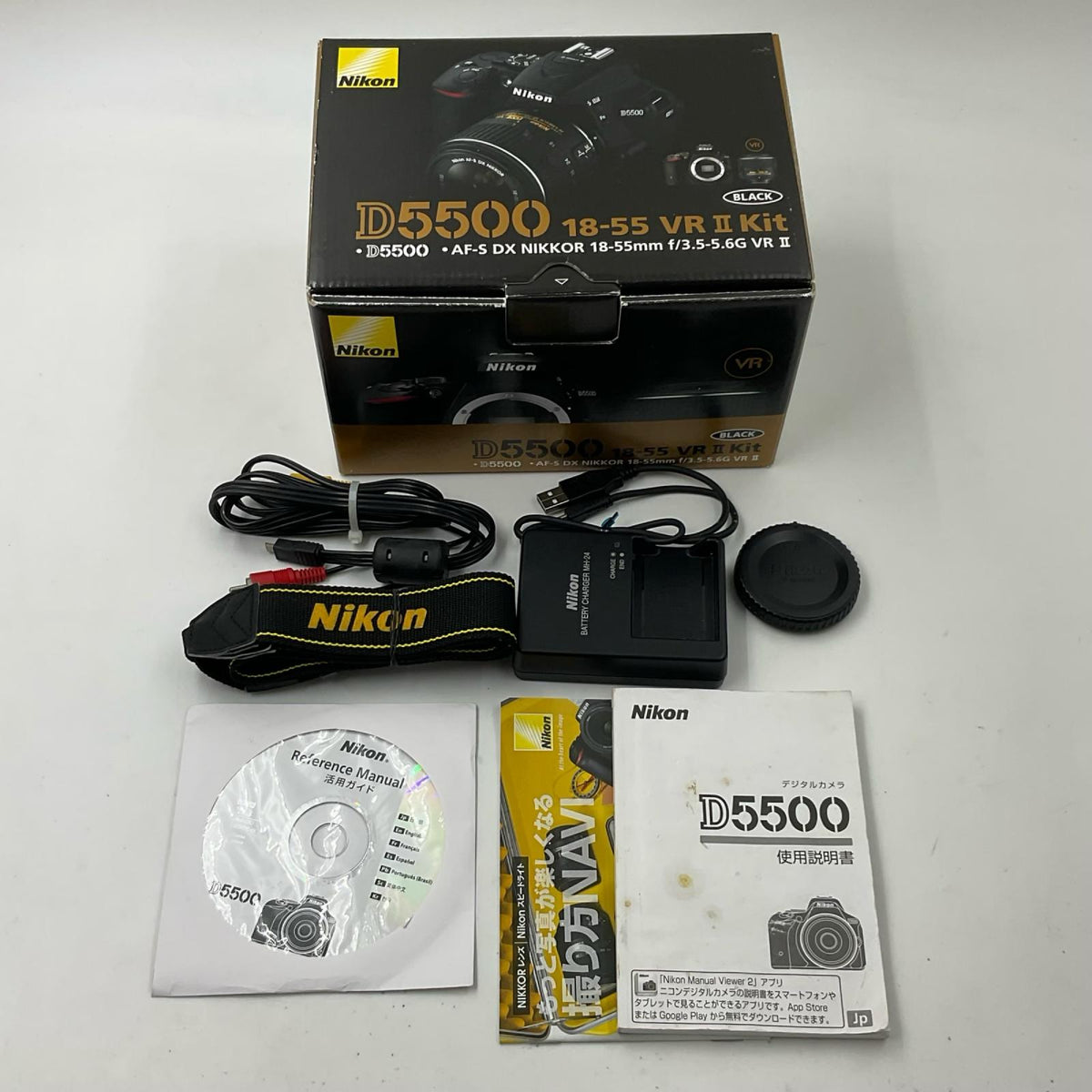 【最速発送】Nikon デジタル一眼 D5500 ボディ ブラック【難有】
