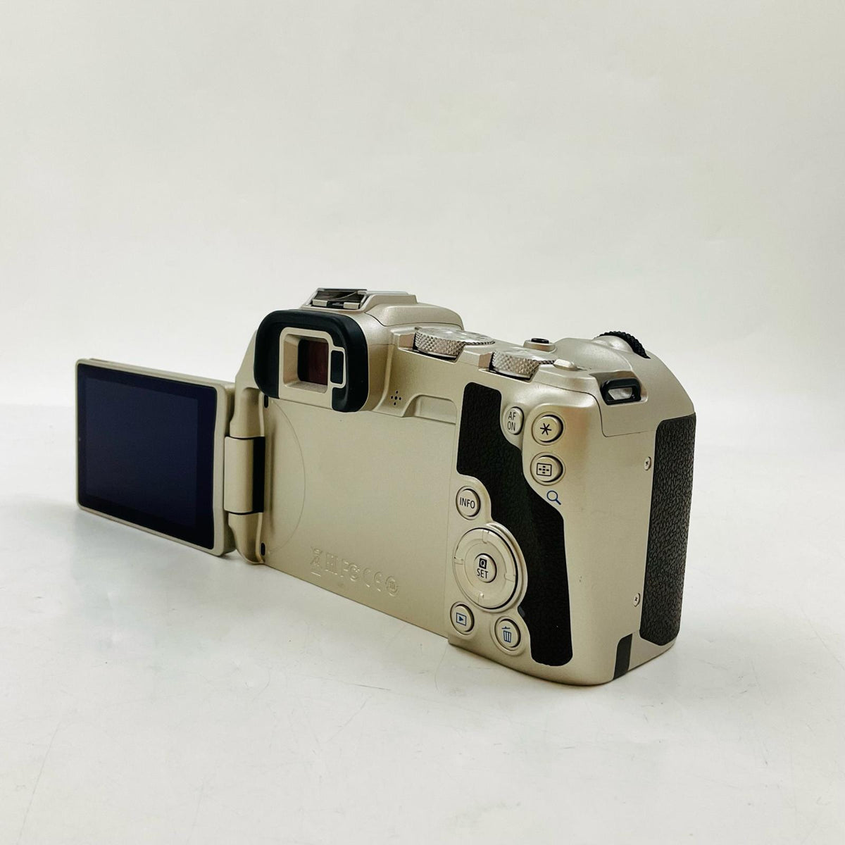【全額返金保証】【最速発送】Canon デジタル一眼 EOS RP ボディ ゴールド 美品 動作確認済