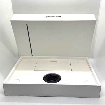 【全額返金保証】【最速発送】Apple MacBook Air 13.6インチ 2022 Apple M2 16GB 512GB ミッドナイト 98% 美品 動作確認済