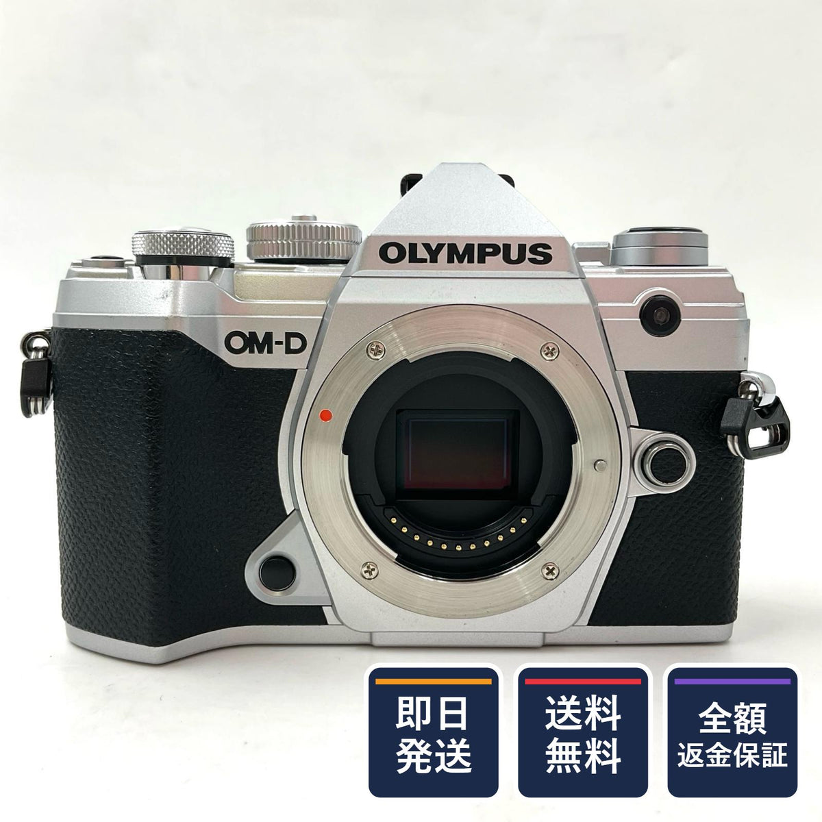 【全額返金保証】【最速発送】OLYMPUS デジタル一眼 OM-D E-M5 Mark III ボディ シルバー 美品 動作確認済