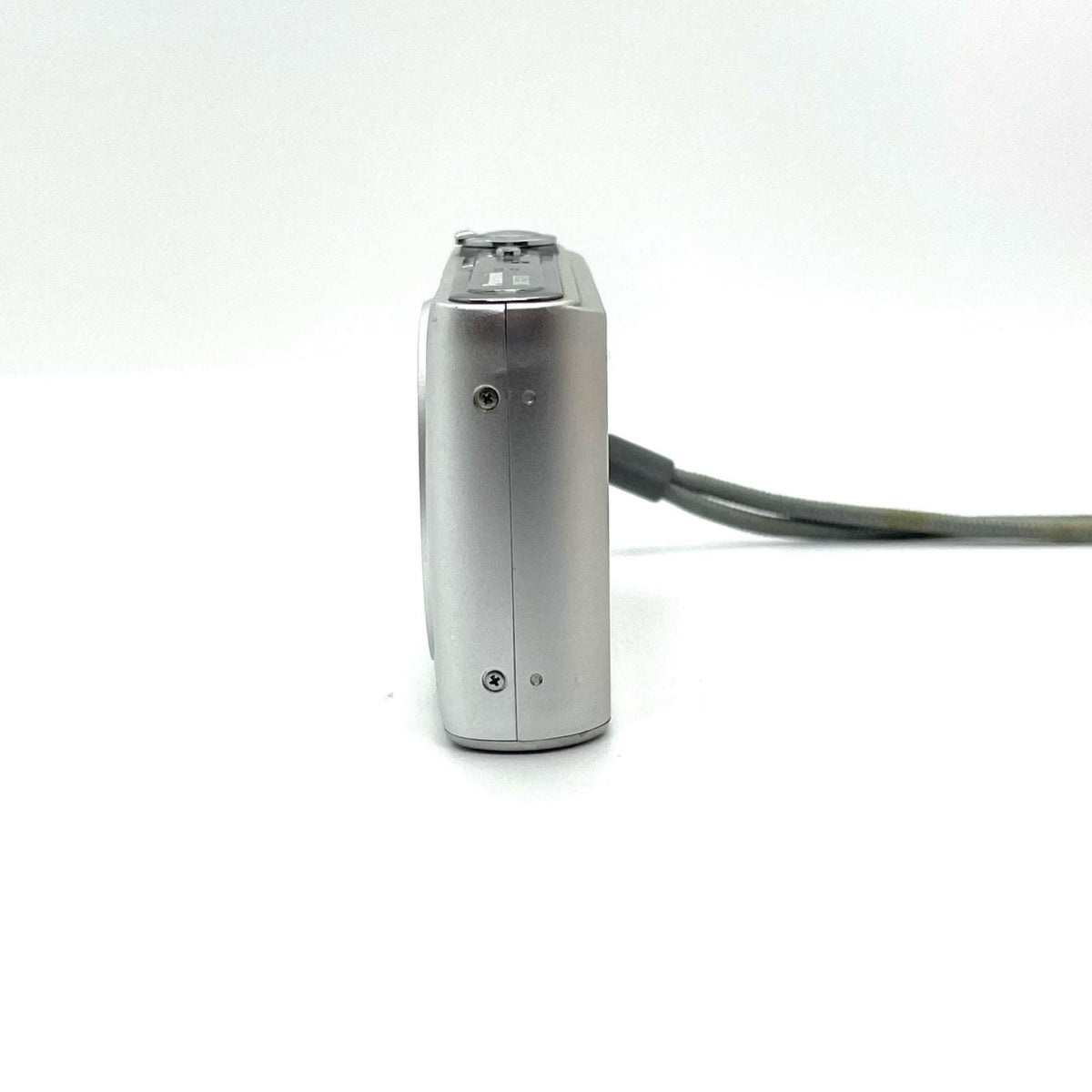 【全額返金保証】【最速発送】Panasonic コンパクトデジタルカメラ LUMIX DMC-FX70 プレシャスシルバー 動作確認済