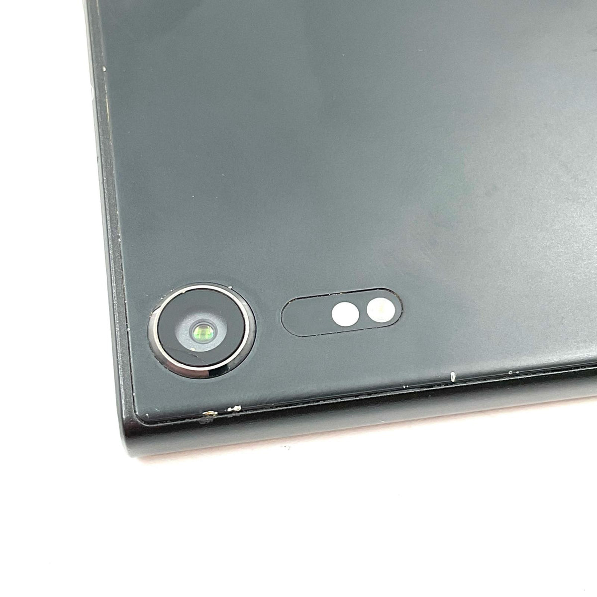 【最速発送】Sony Xperia XZs 32GB ブラック SIMフリー 602SO【難有】