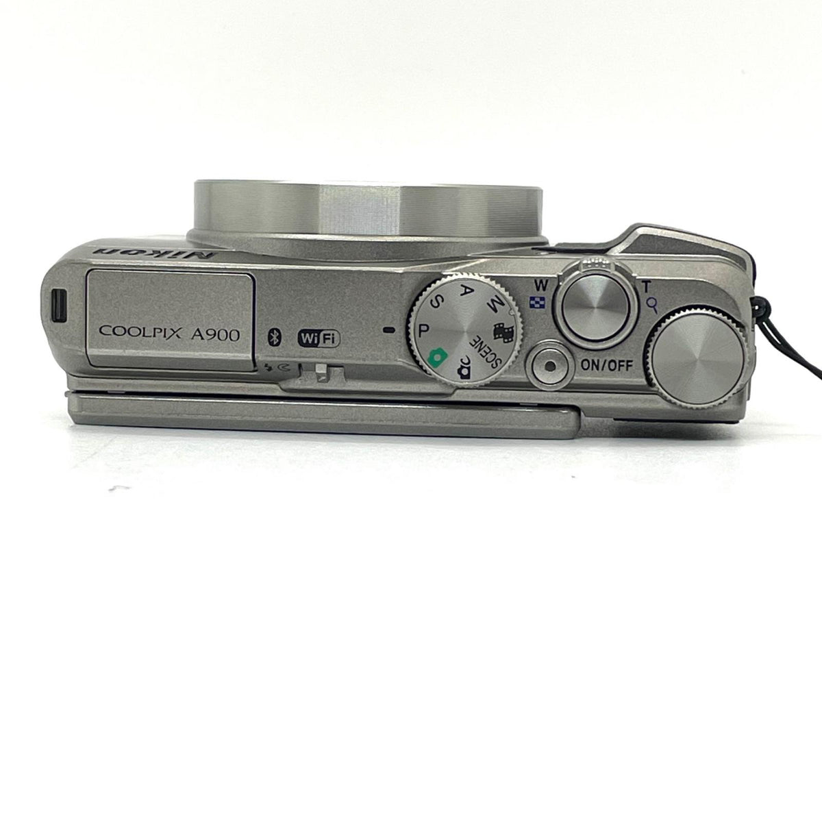 【全額返金保証】【最速発送】Nikon コンパクトデジタルカメラ COOLPIX A900 [シルバー] 美品 動作確認済