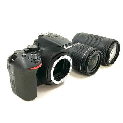 【全額返金保証】【最速発送】Nikon デジタル一眼 D5600 ダブルズームキット ブラック 美品 動作確認済