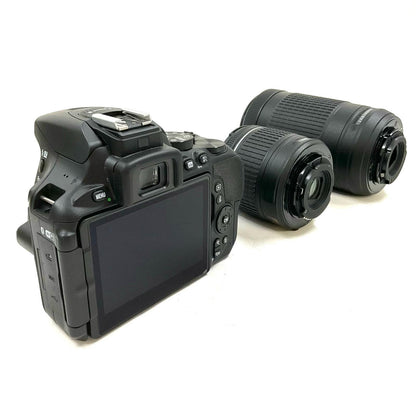 【全額返金保証】【最速発送】Nikon デジタル一眼 D5600 ダブルズームキット ブラック 美品 動作確認済