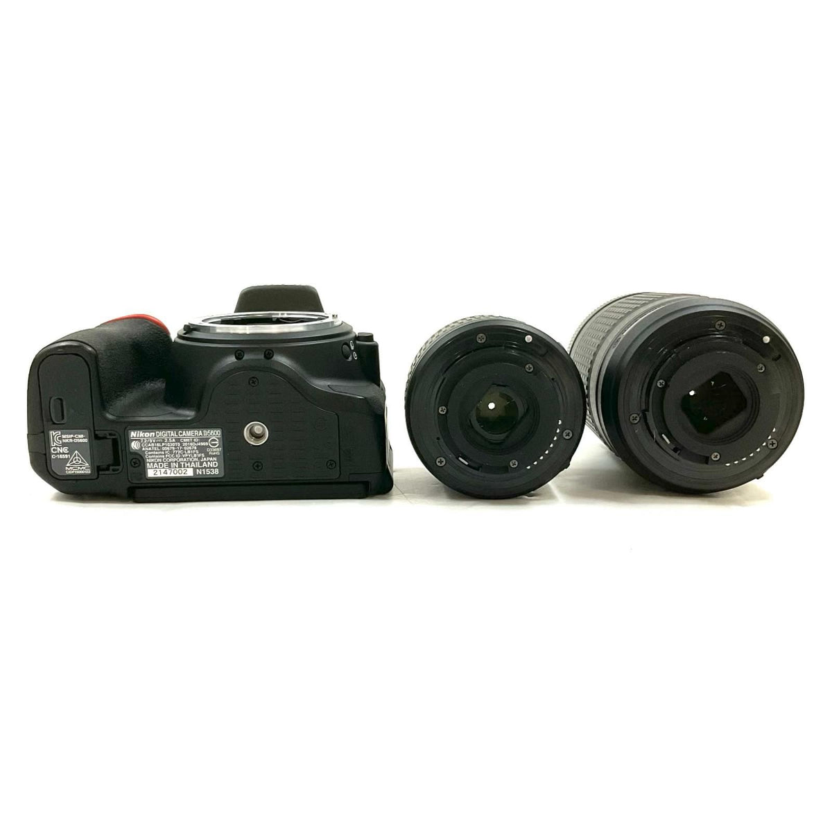【全額返金保証】【最速発送】Nikon デジタル一眼 D5600 ダブルズームキット ブラック 美品 動作確認済