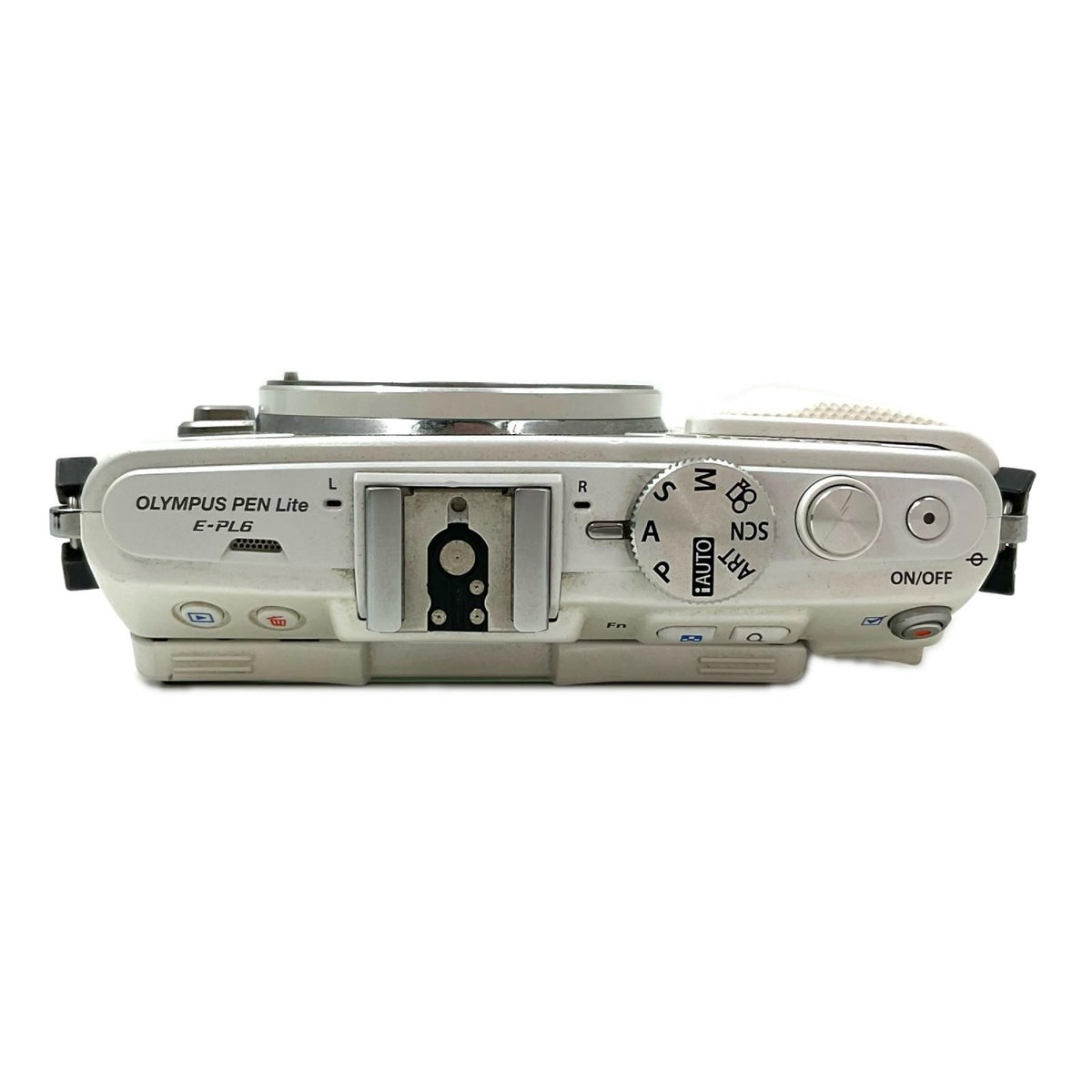 【最速発送】OLYMPUS デジタル一眼 OLYMPUS PEN Lite E-PL6 ボディ ホワイト【難有】