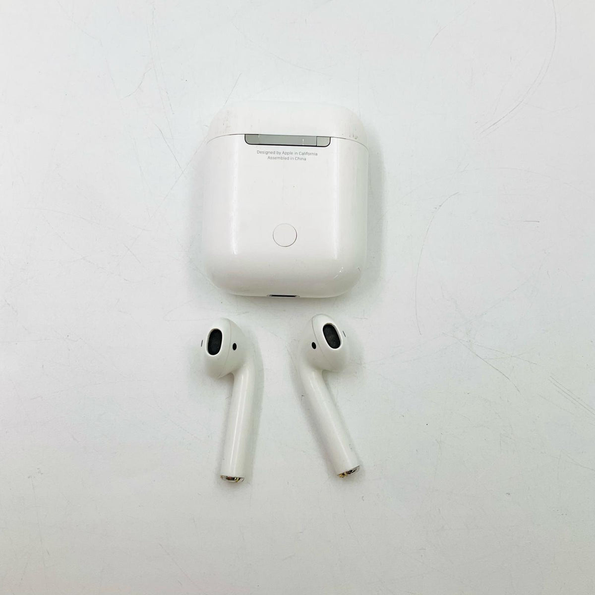 【全額返金保証】【最速発送】Apple AirPods　（第2世代） 美品 動作確認済