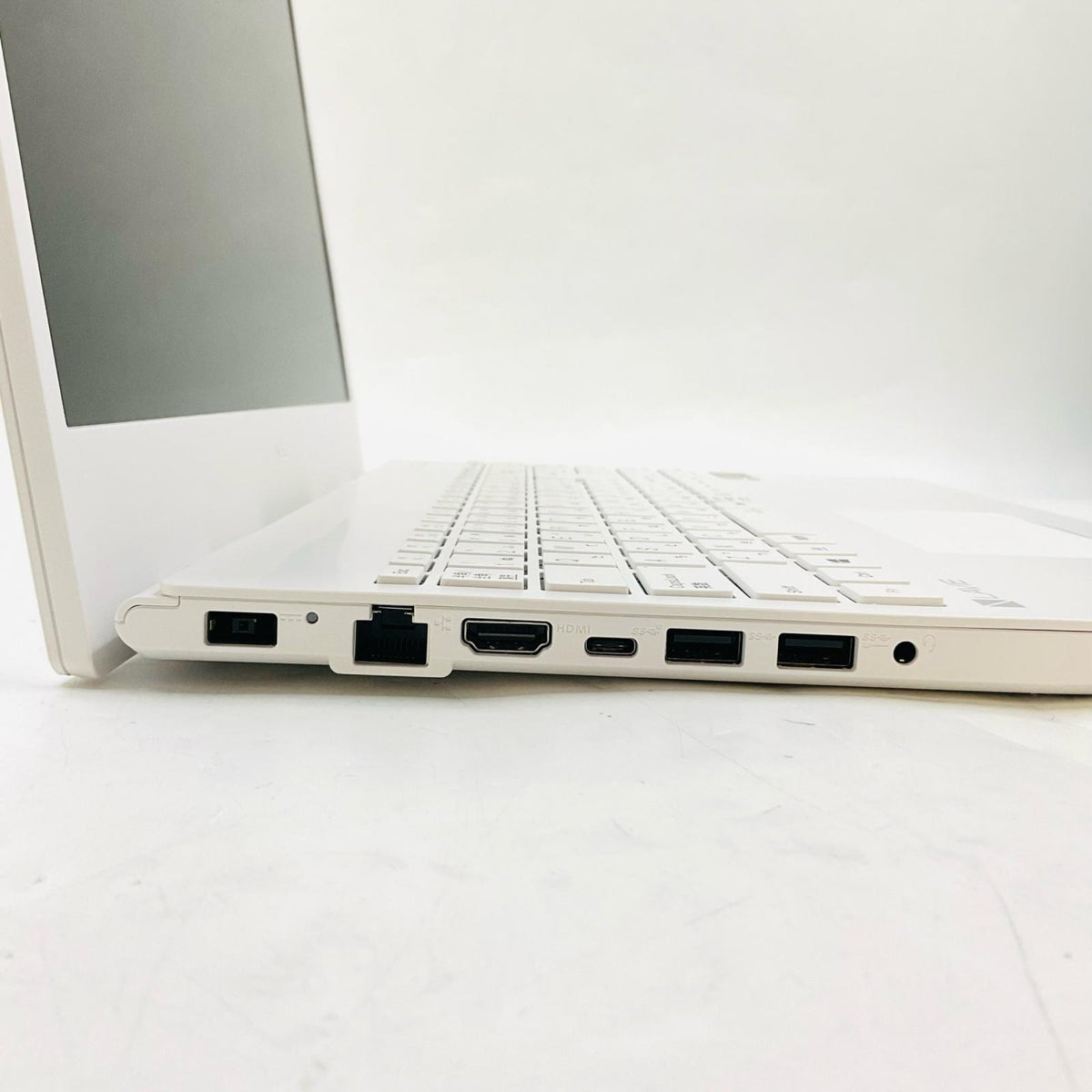 【最速発送】NEC LAVIE N15 N1565/AAW PC-N1565AAW AMD Ryzen 7 4700U 8GB M.2 SSD 256GB【難有】