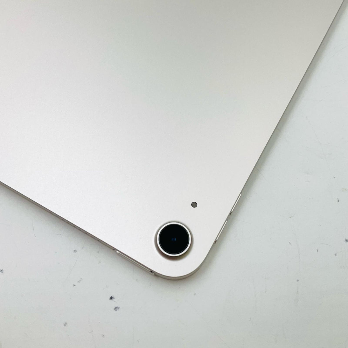 【全額返金保証】【最速発送】Apple iPad 11インチipad Air (M2) 11インチ 128GB スターライト Wi-Fi 超美品 動作確認済