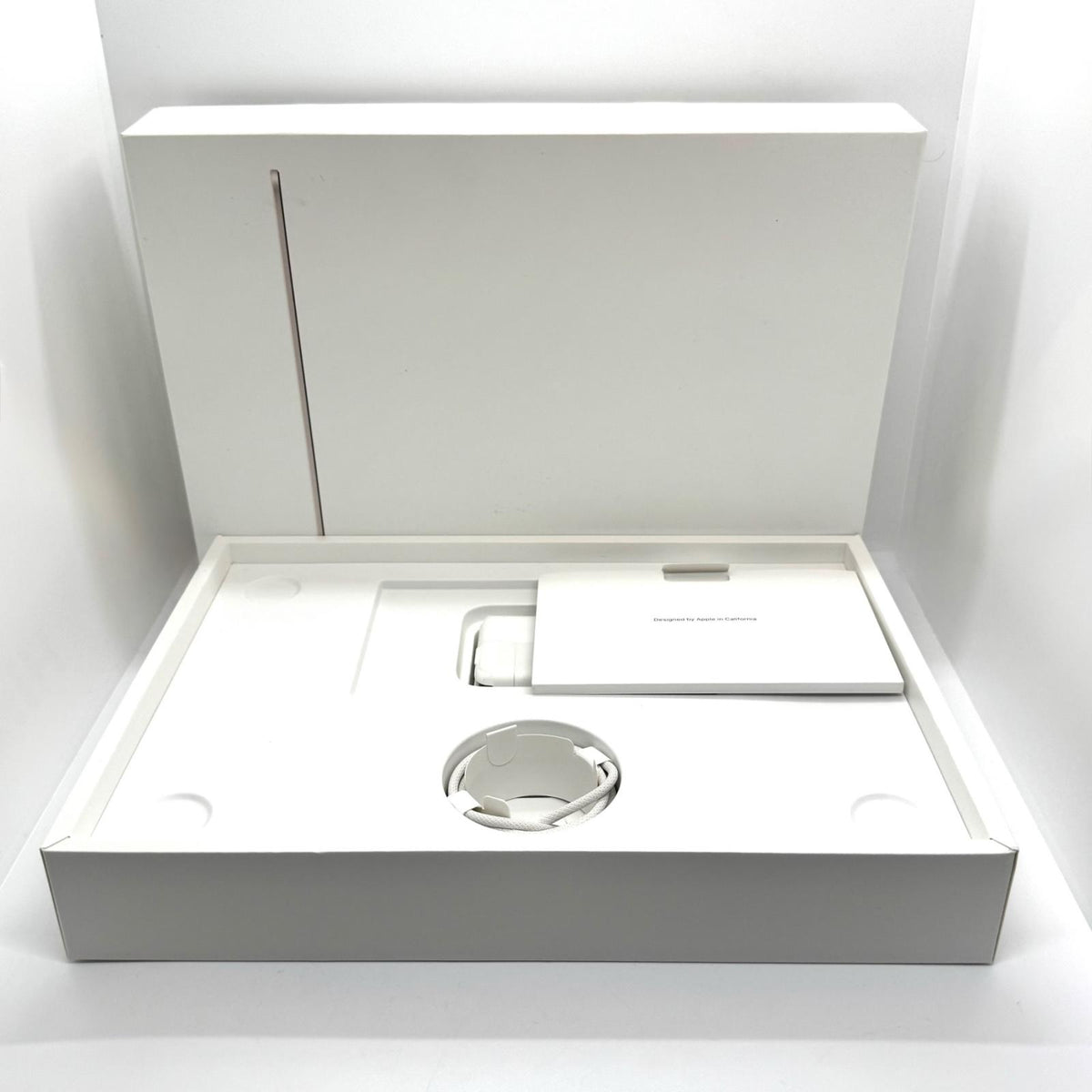 【全額返金保証】【最速発送】Apple MacBook Air 13.6インチ 2022 Apple M2 16GB 256GB スターライト 88% 美品 動作確認済