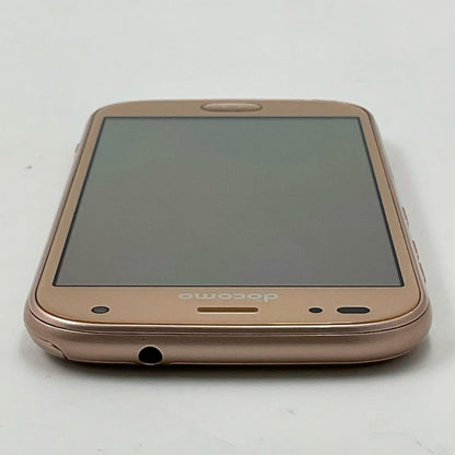 【全額返金保証】【最速発送】富士通 らくらくスマートフォン me 32GB ゴールド docomo F-01L 白ロム 美品 動作確認済