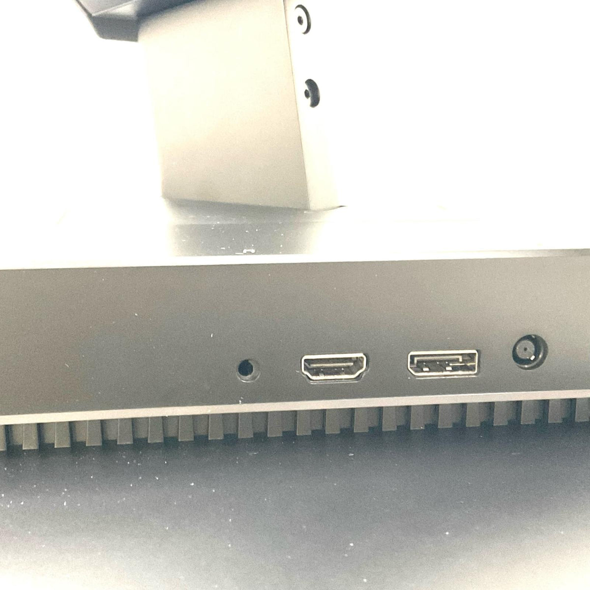 【全額返金保証】【最速発送】HP OMEN by HP 27i QHD HSD-0048-L 27インチ 美品 動作確認済