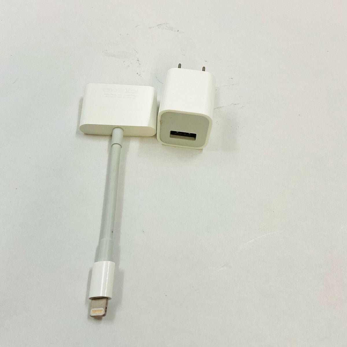 【全額返金保証】【最速発送】Apple Lightning - Digital AVアダプタ A1438 動作確認済
