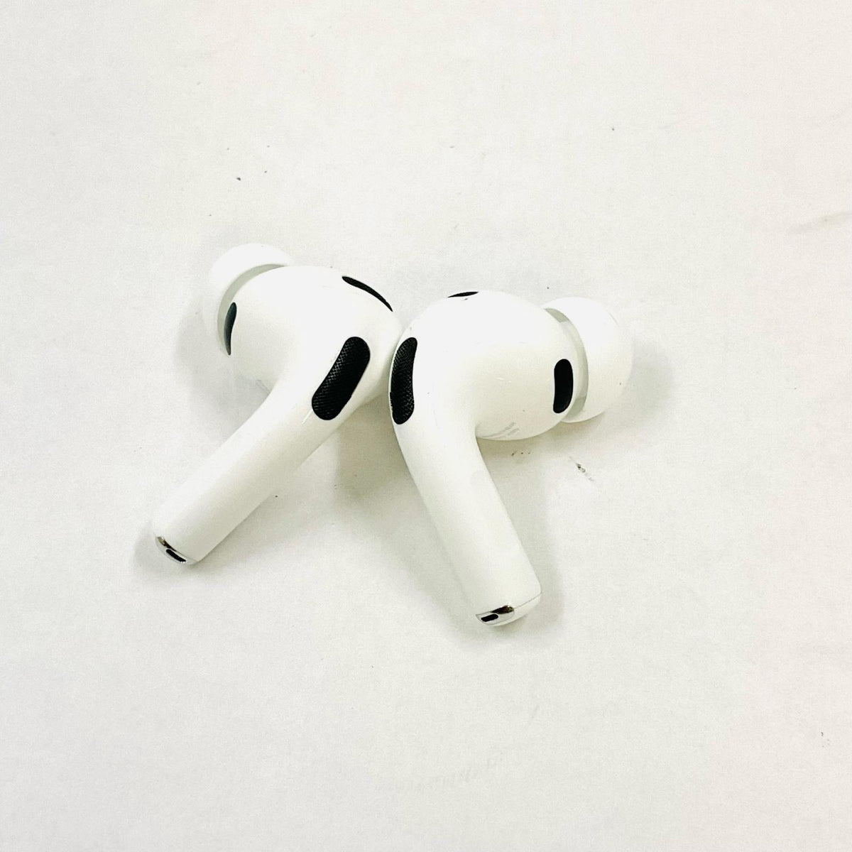 【全額返金保証】【最速発送】Apple AirPods Pro 3 超美品 動作確認済