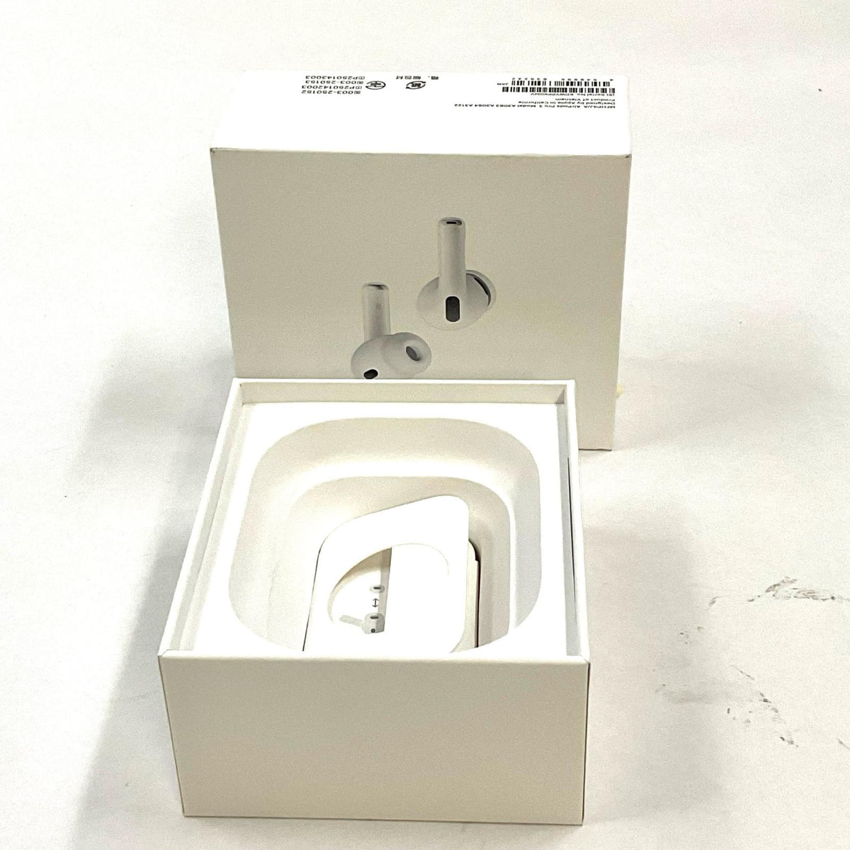 【全額返金保証】【最速発送】Apple AirPods Pro 3 超美品 動作確認済