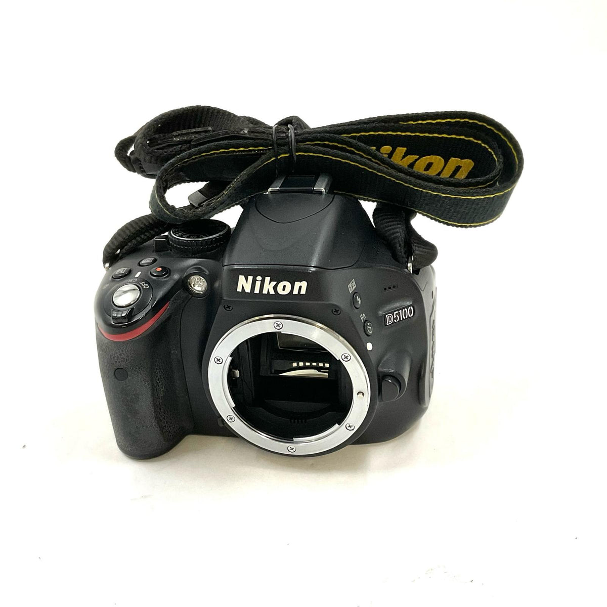 【最速発送】Nikon デジタル一眼 D5100 ボディ ブラック【難有】