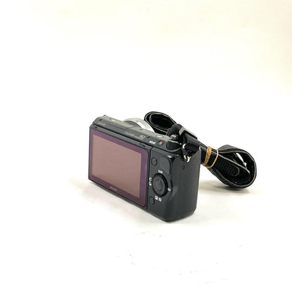 【最速発送】Sony デジタル一眼 α NEX-5R ボディ ブラック【難有】
