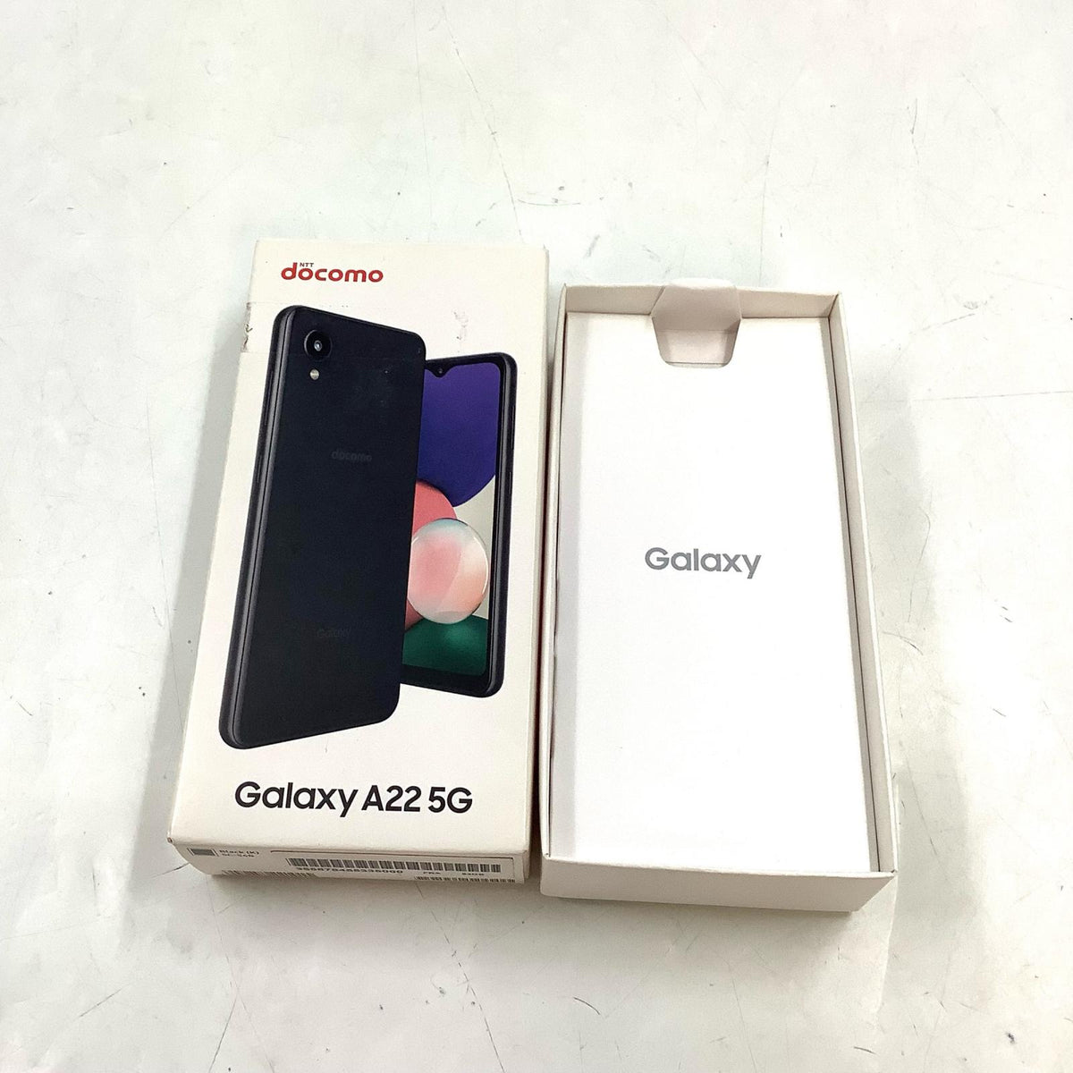 【全額返金保証】【最速発送】SAMSUNG Galaxy A22 5G 64GB docomo SC-56B 白ロム 美品 動作確認済