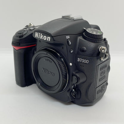 【全額返金保証】【最速発送】Nikon デジタル一眼 D7000 ボディ ブラック 動作確認済