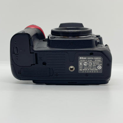 【全額返金保証】【最速発送】Nikon デジタル一眼 D7000 ボディ ブラック 動作確認済