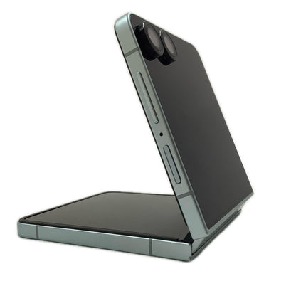【全額返金保証】【最速発送】SAMSUNG Galaxy Z Flip 7 256GB SIMフリー SM-F766Q 美品 動作確認済