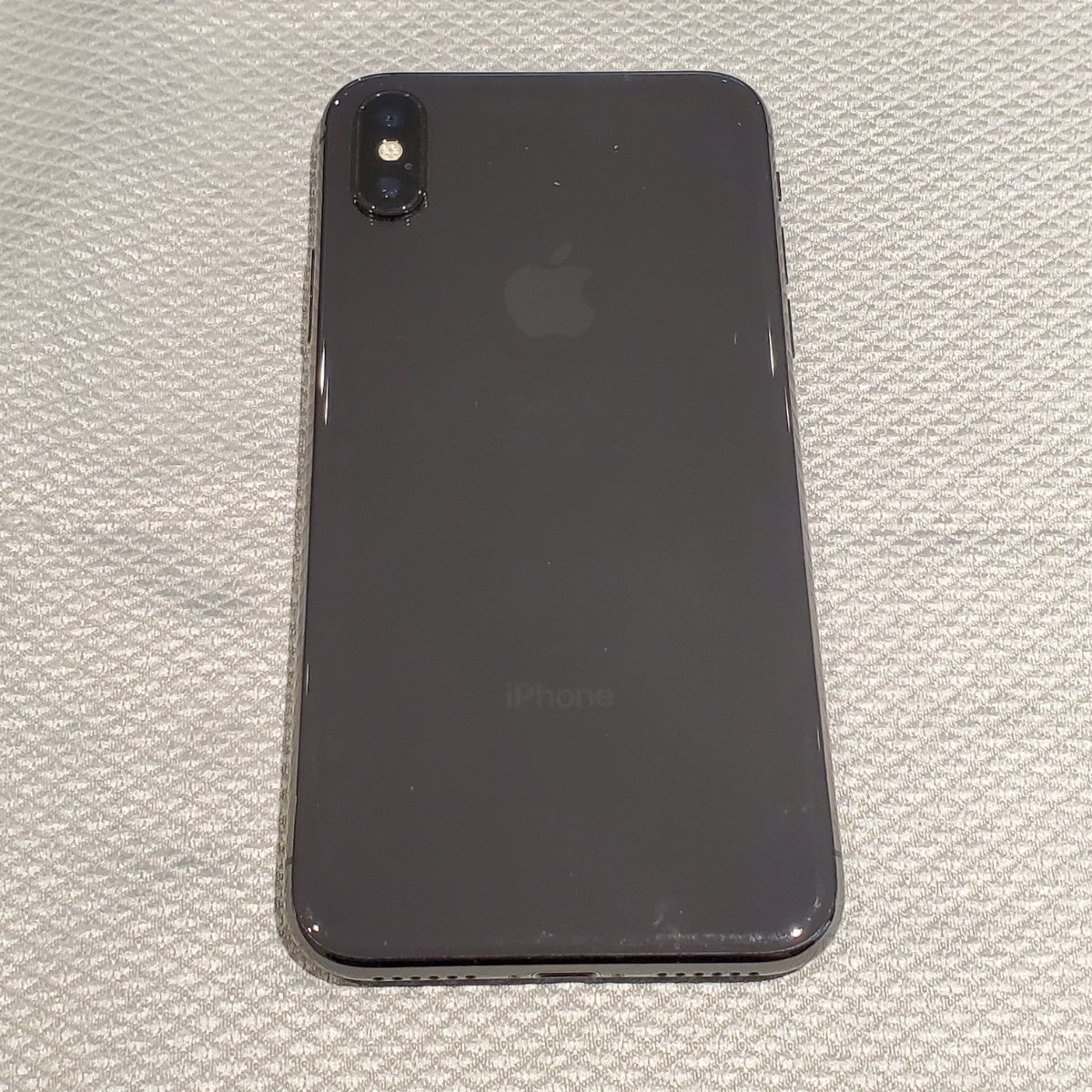 【最速発送】Apple iPhone iPhone X 64GB ブラック docomo 白ロム【難有】 70%