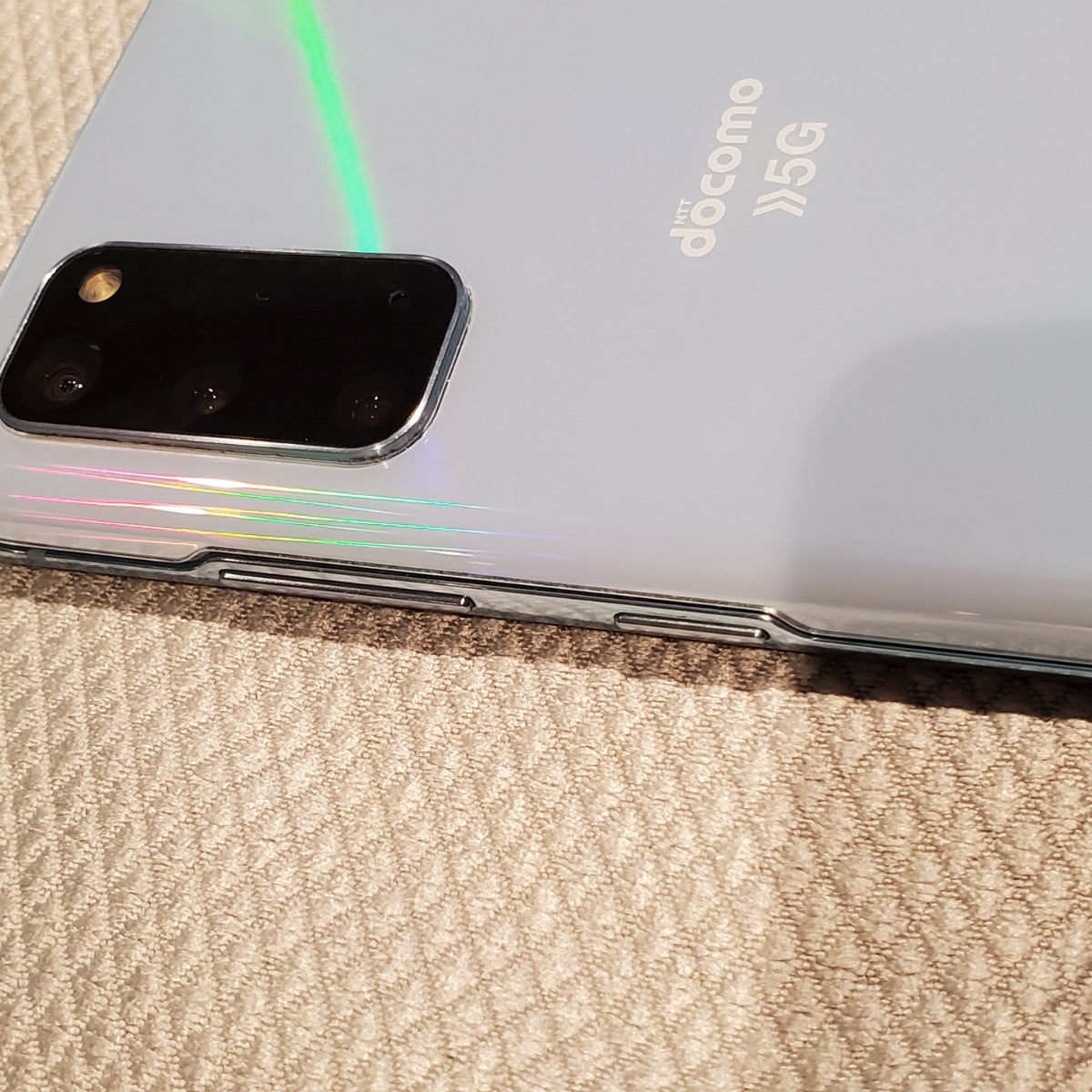【最速発送】SAMSUNG Galaxy S20 5G 128GB クラウドブルー docomo SC-51A 白ロム【難有】